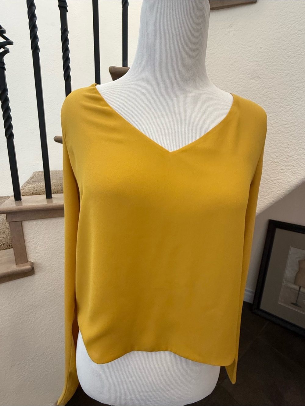 Babaton Mustard Yellow Long Sleeve V Neck Top XS Chic Minimalist Blouse - Picture 3 of 10